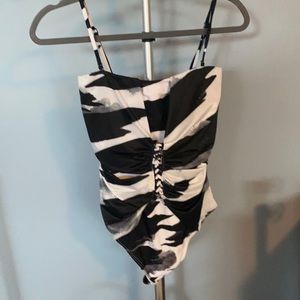 Black and white one piece swim suit removable straps